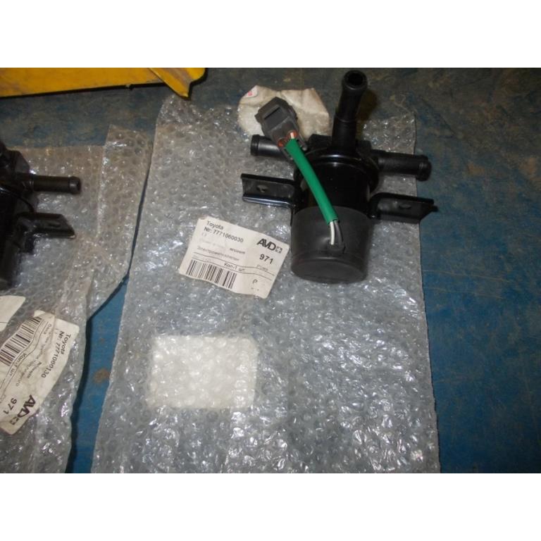 Доп бак 200л в задний свес вместо зап колеса. Лифт подвески 4" (Нержавейка)