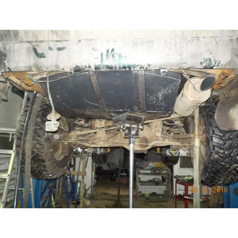 Доп бак 200л в задний свес вместо зап колеса. Лифт подвески 4" (Нержавейка)
