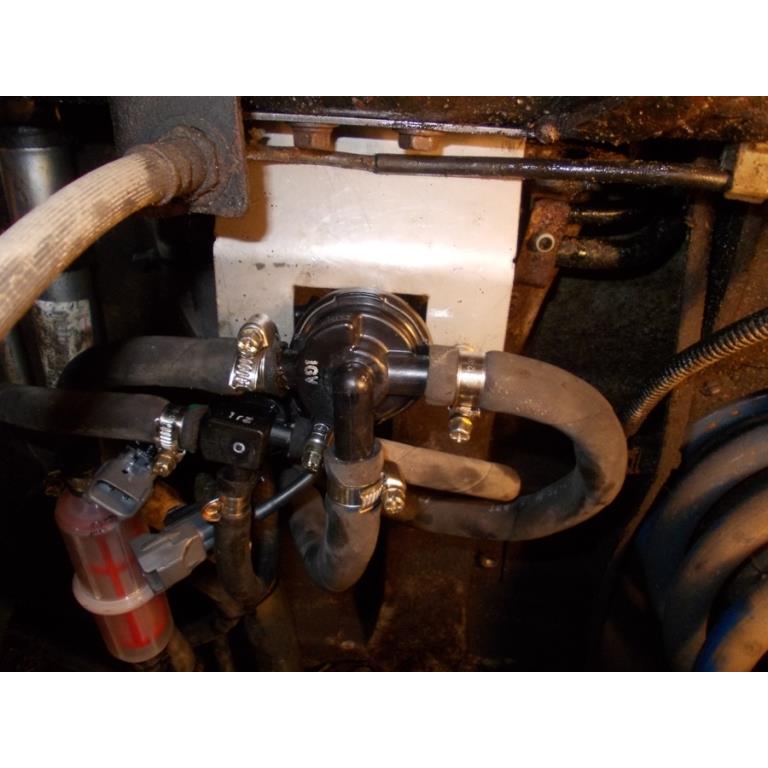 Доп бак 200л в задний свес вместо зап колеса. Лифт подвески 4" (Нержавейка)