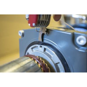 Лебёдка электрическая 12V CM Winch 12000